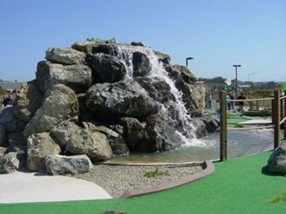 Emerald Dolphin Inn & Mini Golf Форт-Брэгг Удобства фото